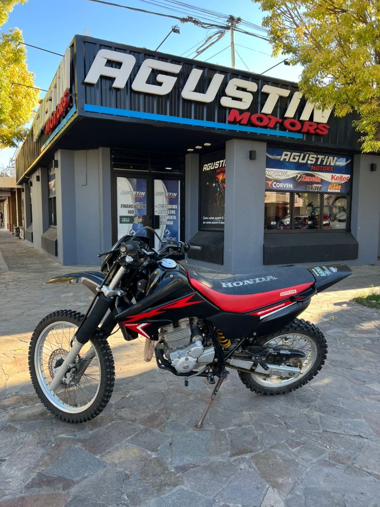 Honda Tornado 250 — foto 2